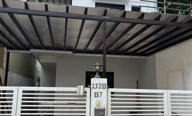 Single House and Lot Near Makati and NAIA Terminal INSIDE multinational Village Paranaque for SALE
