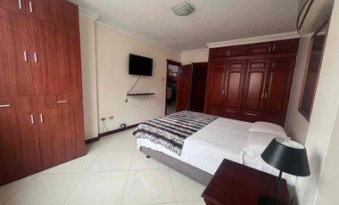 Alquiler departamento Amoblado Kennedy norte 3 dormitorios