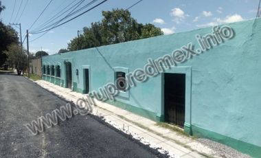 Casa con uso de suelo comercial 1900m2T y 360m2C El Sauz Pedro Escobedo
