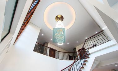 Grand Living Awaits: 6BR Bare Unit at Casa Rosita