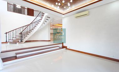 Grand Living Awaits: 6BR Bare Unit at Casa Rosita