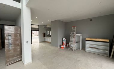 CASA EN VENTA CASTAÑOS DEL VERGEL CARRETERA NACIONAL