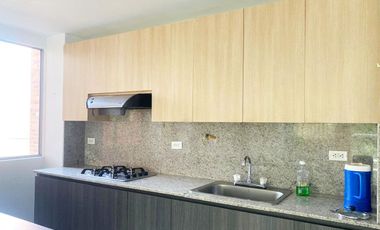 PR20112 Apartamento en arriendo en el sector Loma del Escobero