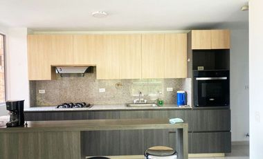 PR20112 Apartamento en arriendo en el sector Loma del Escobero