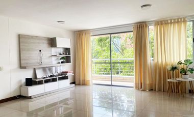 PR20112 Apartamento en arriendo en el sector Loma del Escobero