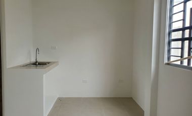 Casa de alquiler en la Urbanización Villa Geranio, Vía a la Costa.