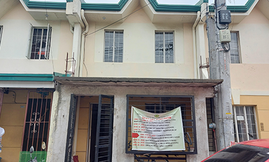 Townhouse for sale in Metroville Comlex Biñan Barangay Canlalay Biñan City Laguna