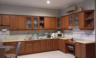 Rumah Pinggir Jalan Raya, 150 Meter Ke Kampus Binus