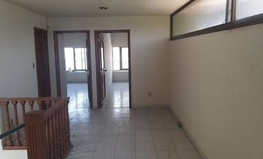 LOCAL  EN  CELAYA