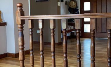 Villa en venta con 428m2T Calle Los Álamos y Av. Ordóñez Lasso