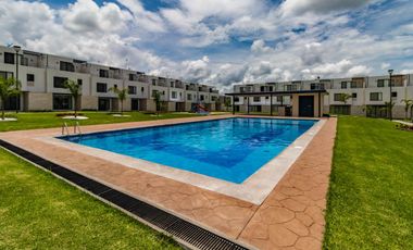 Casa con cachas de tenis 3 recamaras en  Xochitepec al sur de Cuernavaca  Morelos