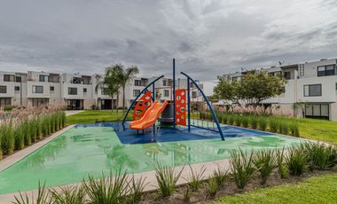 Casa con cachas de tenis 3 recamaras en  Xochitepec al sur de Cuernavaca  Morelos