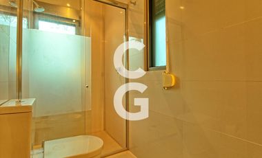 Casa en Venta en Cancun en Residencial Lagos del Sol Frente al Lago con 6 Rec