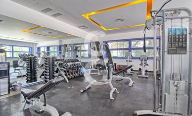 Casa en Venta en Cancun en Residencial Lagos del Sol Frente al Lago con 6 Rec