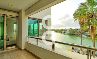 Casa en Venta en Cancun en Residencial Lagos del Sol Frente al Lago con 6 Rec