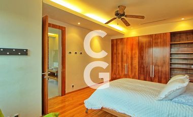 Casa en Venta en Cancun en Residencial Lagos del Sol Frente al Lago con 6 Rec