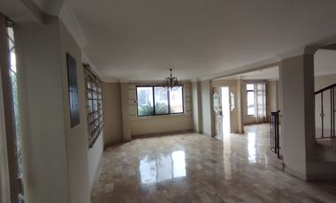 CASA EN ALQUILER EN CEIBOS - VÍA  A LA COSTA (VIVI)