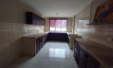 CASA EN ALQUILER EN CEIBOS - VÍA  A LA COSTA (VIVI)