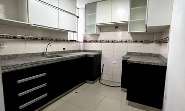Se Vende Hermosa Casa 4 Pisos
