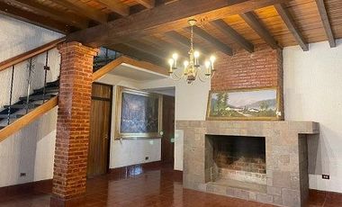 VENTA CASA EL SALITRE RAQUET CLUB FRENTE A JURICA Y A ANTEA CERCA DE TODO