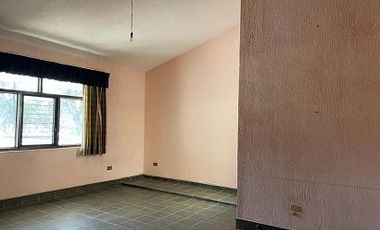 VENTA CASA EL SALITRE RAQUET CLUB FRENTE A JURICA Y A ANTEA CERCA DE TODO