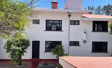 VENTA CASA EL SALITRE RAQUET CLUB FRENTE A JURICA Y A ANTEA CERCA DE TODO