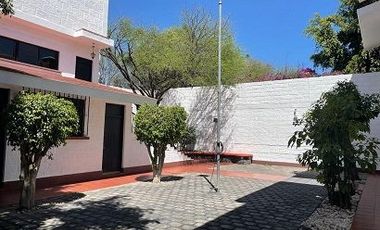 VENTA CASA EL SALITRE RAQUET CLUB FRENTE A JURICA Y A ANTEA CERCA DE TODO