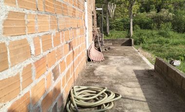 VENDO FINCA DE TRABAJO EN AMALFI ANTIOQUIA.