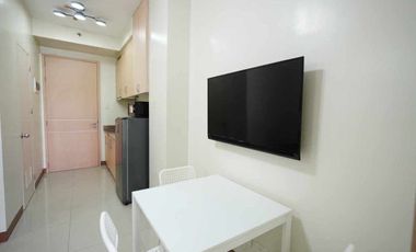 FIELD06XXAT3: For Rent Fully Furnished 1BR with Balcony in Field Residences