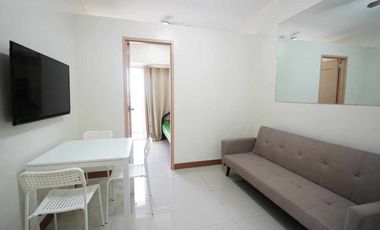 FIELD06XXAT3: For Rent Fully Furnished 1BR with Balcony in Field Residences