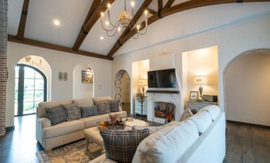 3 Bedroom Country Style Villa in Hang Dong