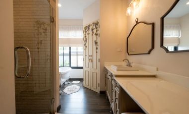 3 Bedroom Country Style Villa in Hang Dong