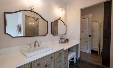 3 Bedroom Country Style Villa in Hang Dong