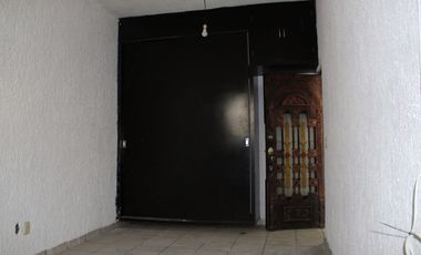 Amplia residencia en Col. Aviación (junto a Jardín Real)
