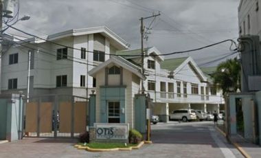 House For Rent in Otis 888 Residences, Paco, Manila (Corner Unit with Garden)