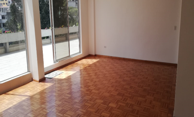 Amplio Departamento En Venta - Puente 2 -