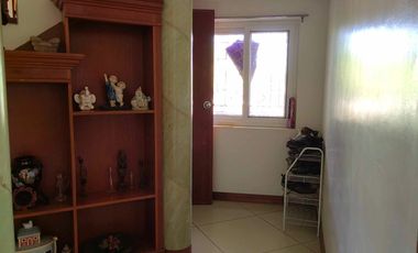 5 Bedroom Moroccan-American Large House in Castillejos, Zambales