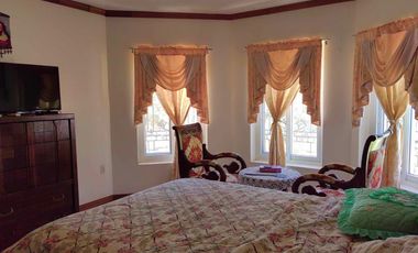 5 Bedroom Moroccan-American Large House in Castillejos, Zambales