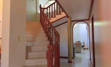 5 Bedroom Moroccan-American Large House in Castillejos, Zambales