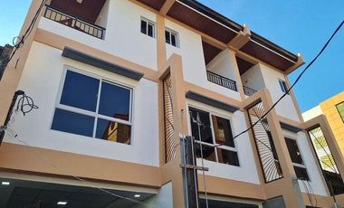 Brand New Elegant with 4 bed rooms and 2 carport Modern Townhouse in Quezon City PH2491
