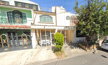 Casa en venta en Calle Hacienda de La Punta Oblatos Guadalajara Jalisco