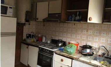 Chalet en venta a reciclar!!