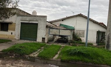 Chalet en venta a reciclar!!