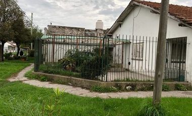 Chalet en venta a reciclar!!