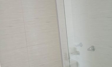 apartamento en arriendo en prados del este. Cod A11174