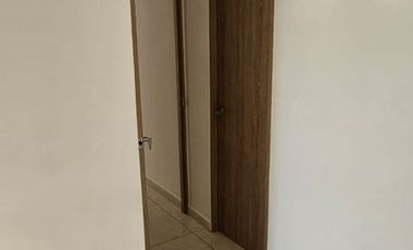 apartamento en arriendo en prados del este. Cod A11174