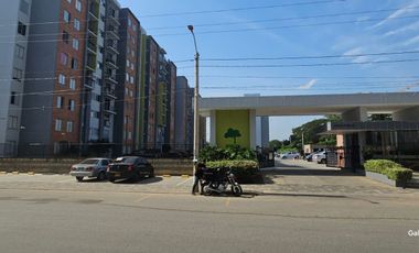 apartamento en arriendo en prados del este. Cod A11174