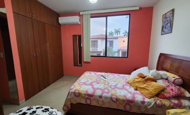 Ciudad Colon, Se renta linda casa 4 Dormitorios con Piscina