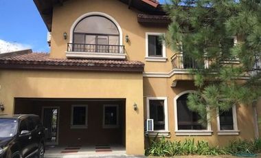 4BR House for Sale at Las Pinas