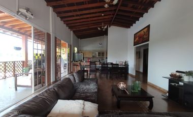 Casa campestre en Arriendo en Combia